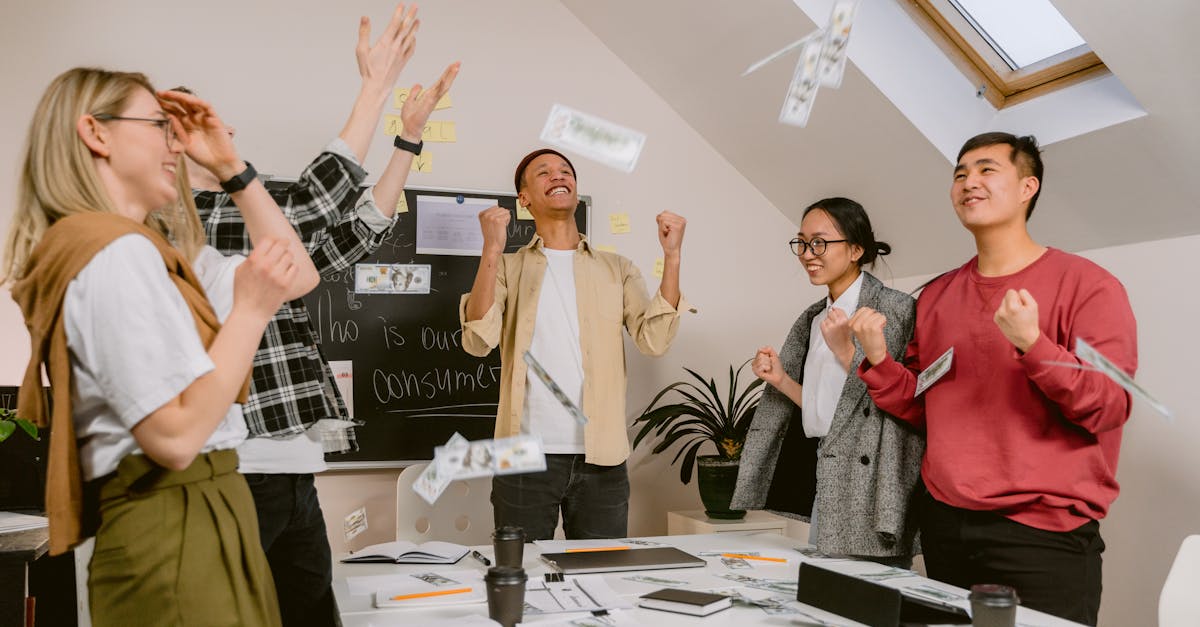 微信买号网站：如何在短信中包含个性化信息 